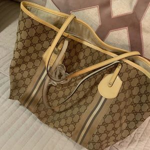 Vintage Gucci top handle bag